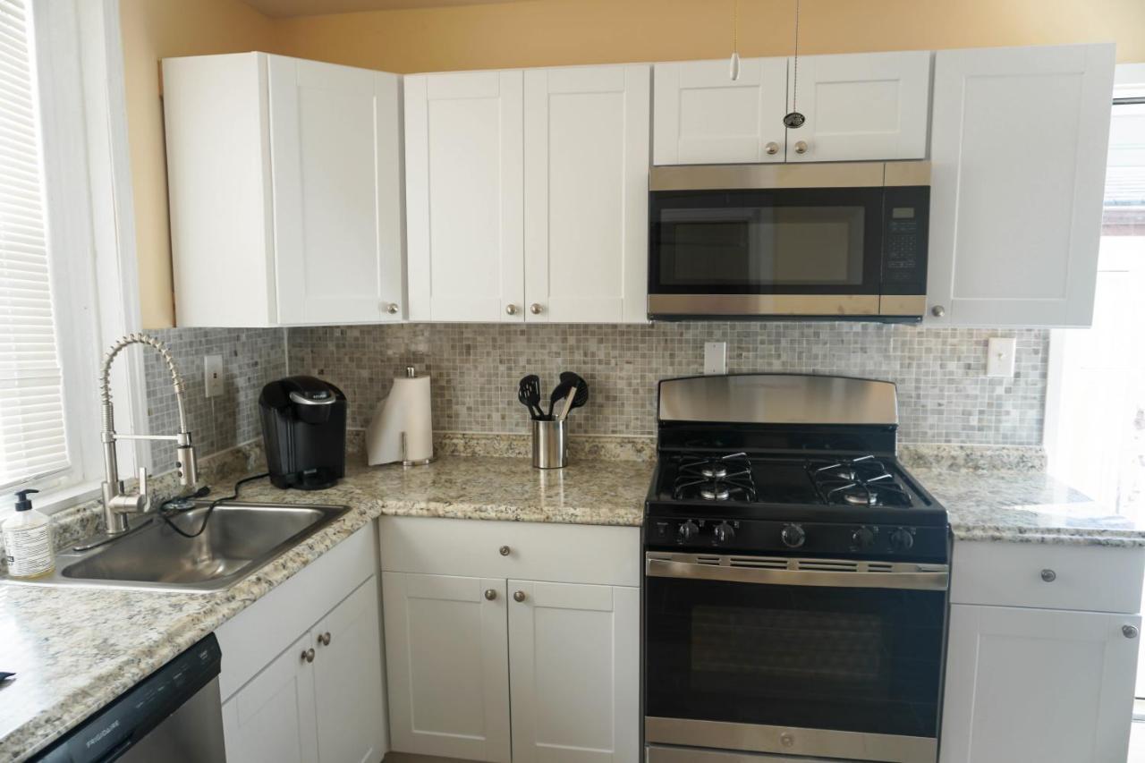 Apartment Lincoln Manor - Newly Renovated, 1mile From Phl Airport And Sports Stadiums